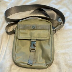Lululemon Wunderlust Crossbody Bag Raw Linen